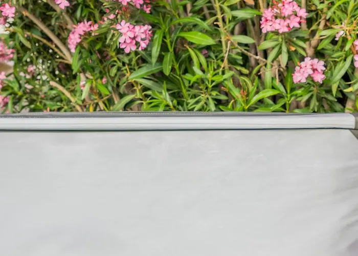 Pleiades - Sea Views, Private Pool & Hot Tub Κούκλια