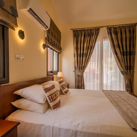 Villa Pleiades - Sea Views, Private Pool & Hot Tub Kouklia