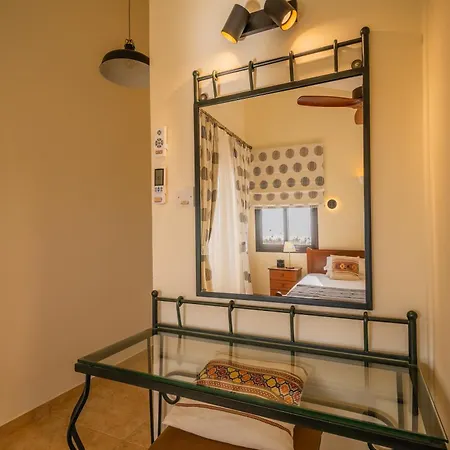 Pleiades - Sea Views, Private Pool & Hot Tub Kouklia