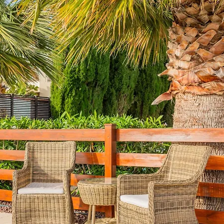 Pleiades - Sea Views, Private Pool & Hot Tub *